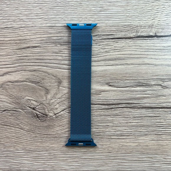 NEW BAND BLUE Milanese Stainless For Apple Watch - Picture 2 of 5